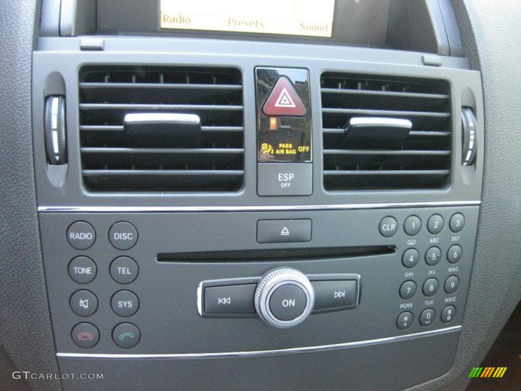 2008 Mercedes-Benz C 300 Luxury Controls Photo #45277869