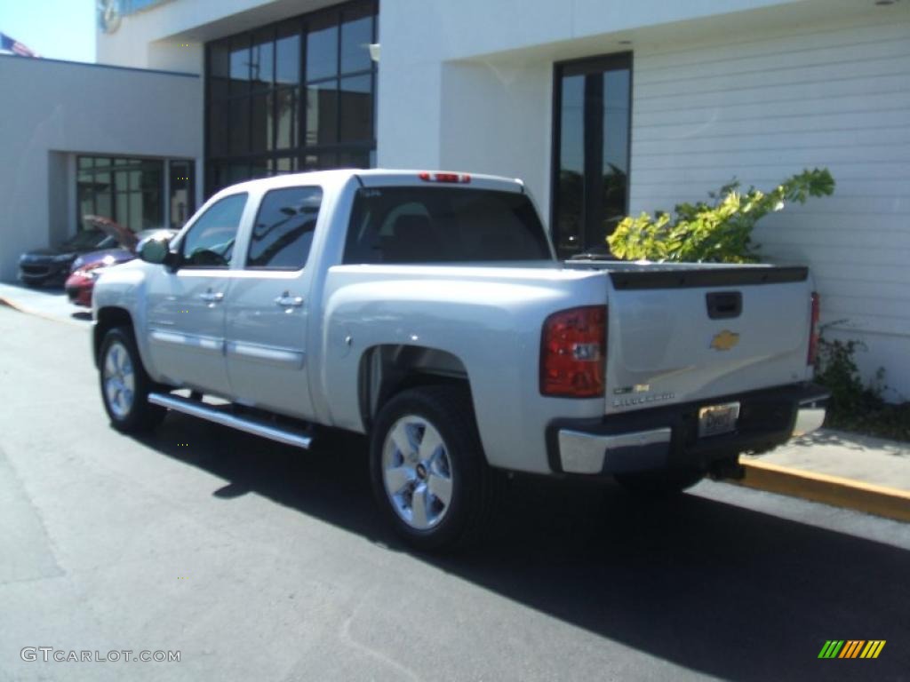 2011 Silverado 1500 LT Crew Cab - Sheer Silver Metallic / Ebony photo #2