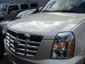 White Diamond - Escalade ESV AWD Photo No. 2