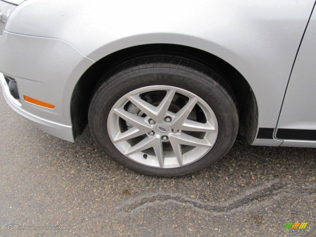 2010 Fusion SEL V6 - Brilliant Silver Metallic / Medium Light Stone photo #3
