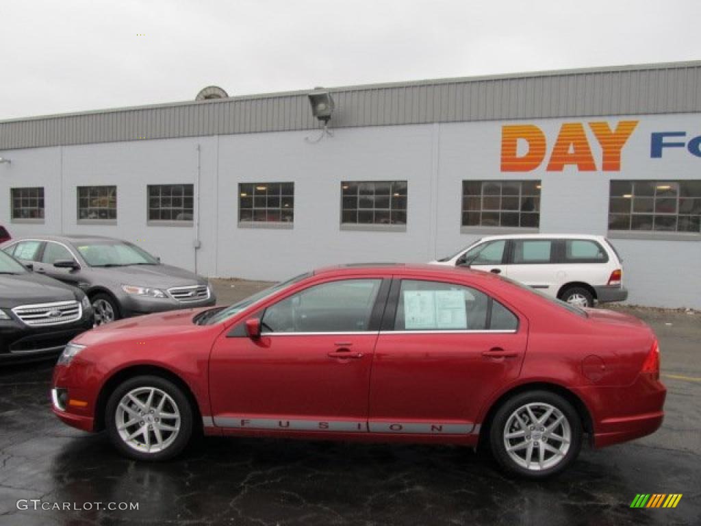 2010 Fusion SEL V6 - Sangria Red Metallic / Charcoal Black photo #2