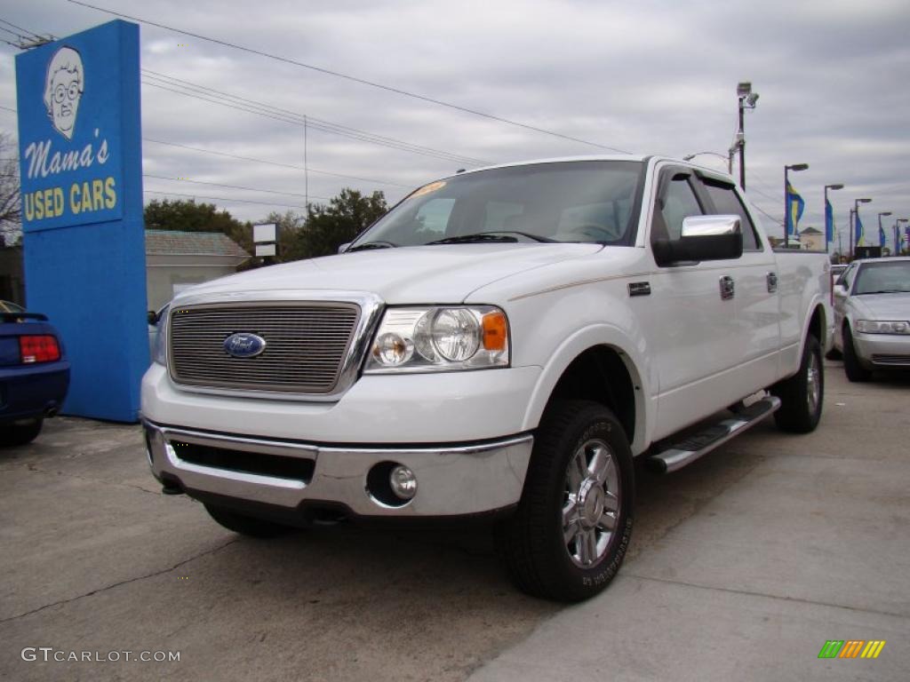 2006 F150 Lariat SuperCrew 4x4 - Oxford White / Tan photo #4