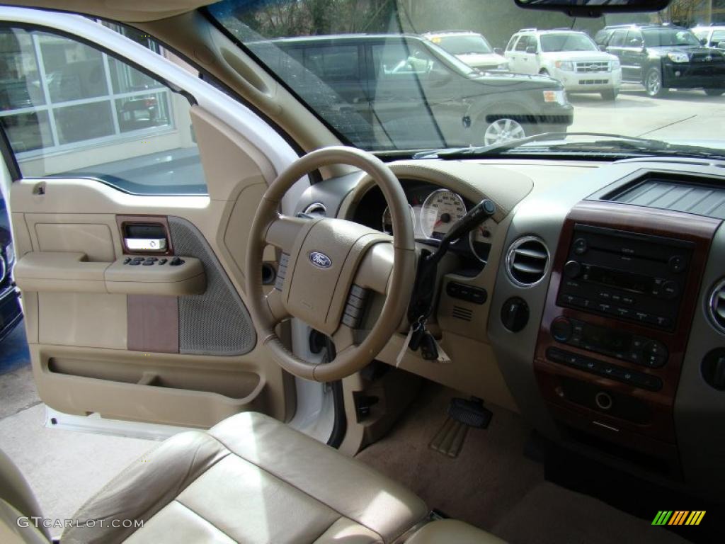 2006 F150 Lariat SuperCrew 4x4 - Oxford White / Tan photo #19