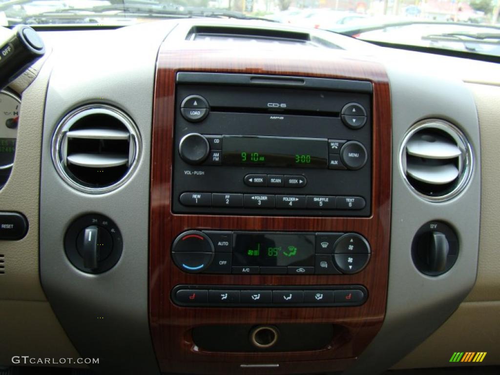2006 F150 Lariat SuperCrew 4x4 - Oxford White / Tan photo #23