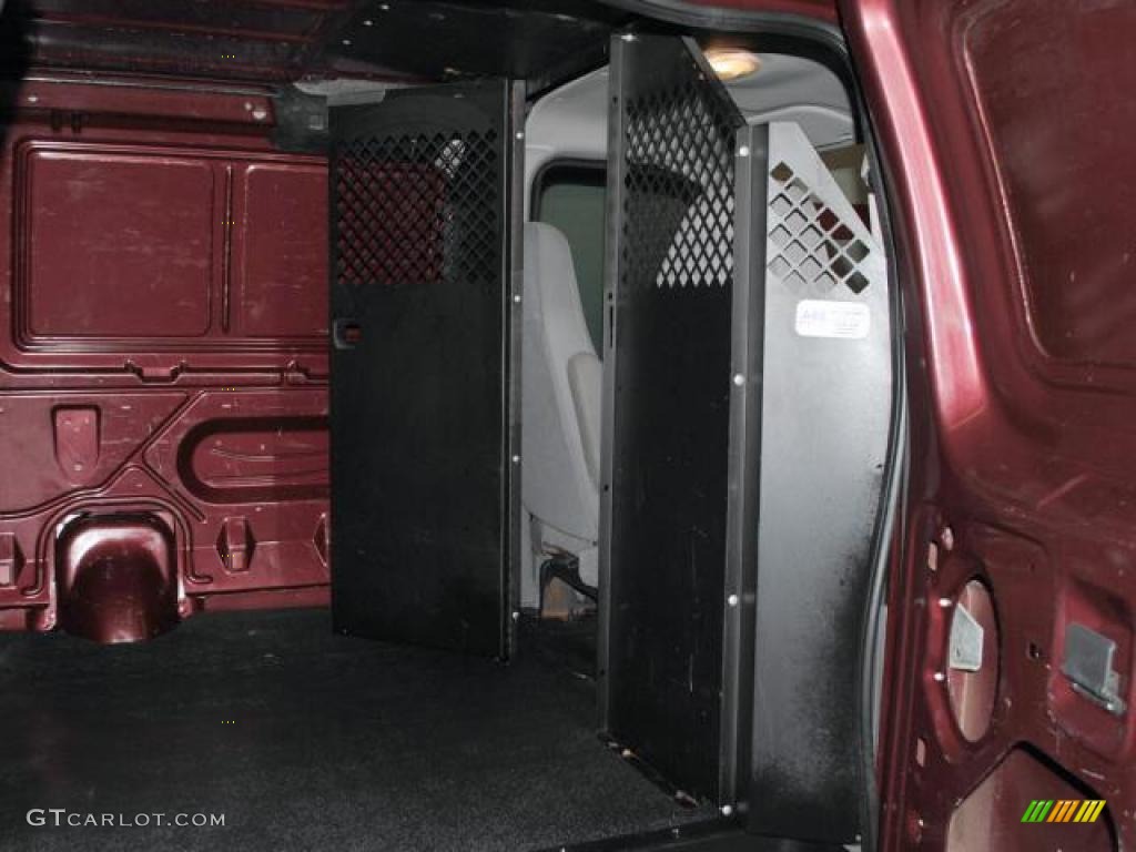 2006 E Series Van E250 Cargo - Toreador Red Metallic / Medium Flint Grey photo #10