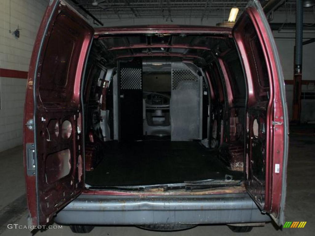 2006 E Series Van E250 Cargo - Toreador Red Metallic / Medium Flint Grey photo #15