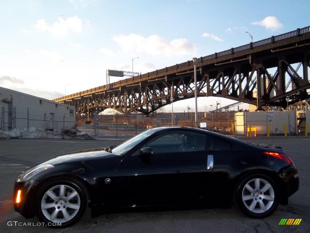 2003 350Z Touring Coupe - Super Black / Charcoal photo #2