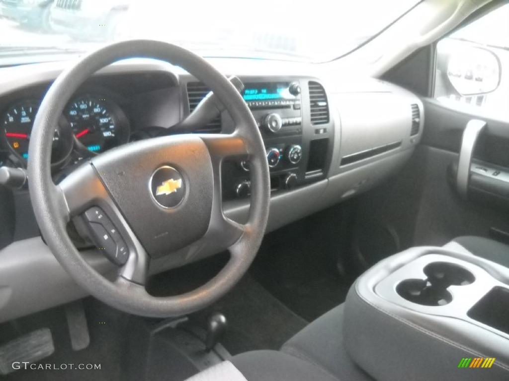 2009 Silverado 1500 LS Crew Cab 4x4 - Black / Dark Titanium photo #7