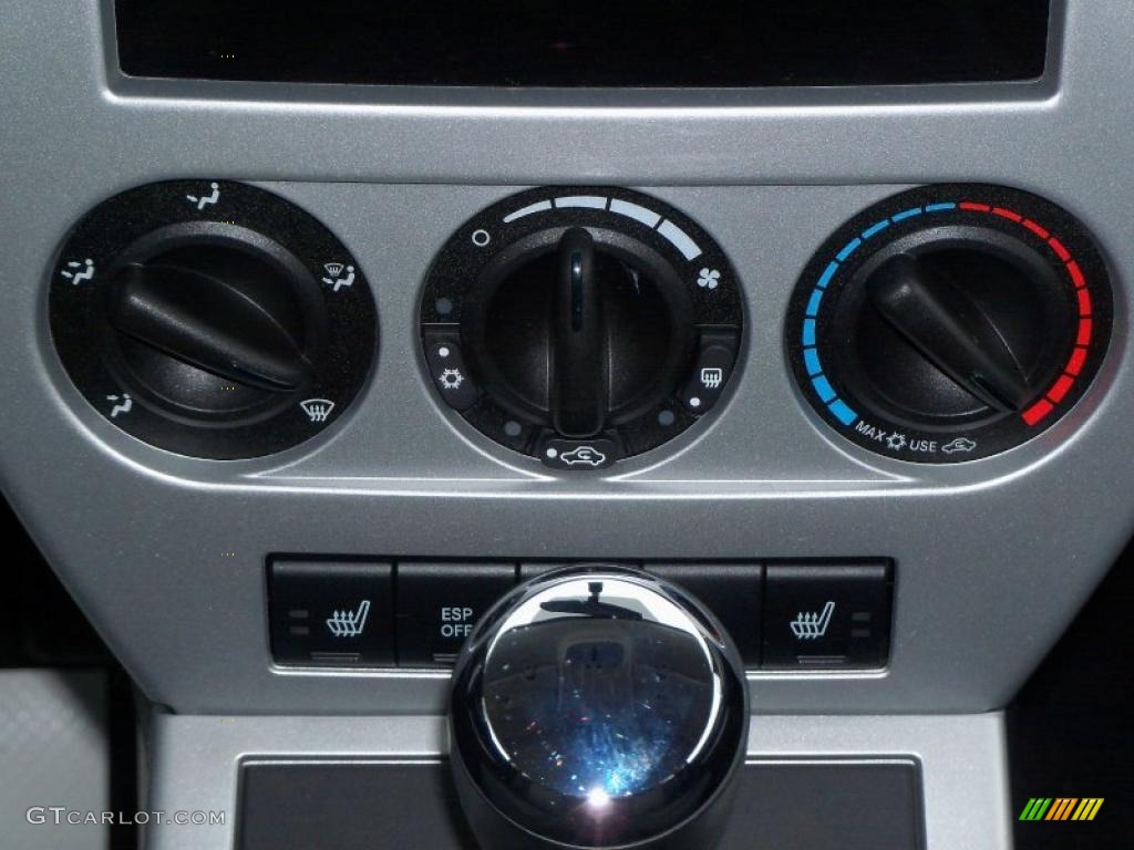 2008 Jeep Compass Sport Controls Photo #45293973