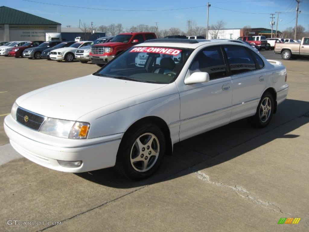 1999 Avalon XLS - White Diamond Pearl / Ivory photo #3
