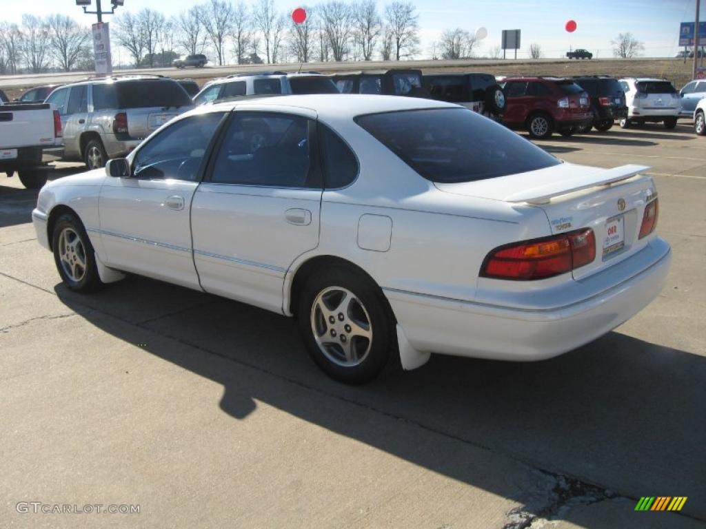 1999 Avalon XLS - White Diamond Pearl / Ivory photo #5