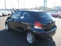 Black Sand Pearl - Yaris 3 Door Liftback Photo No. 3