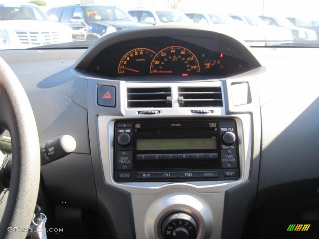 2011 Yaris 3 Door Liftback - Black Sand Pearl / Dark Charcoal photo #16