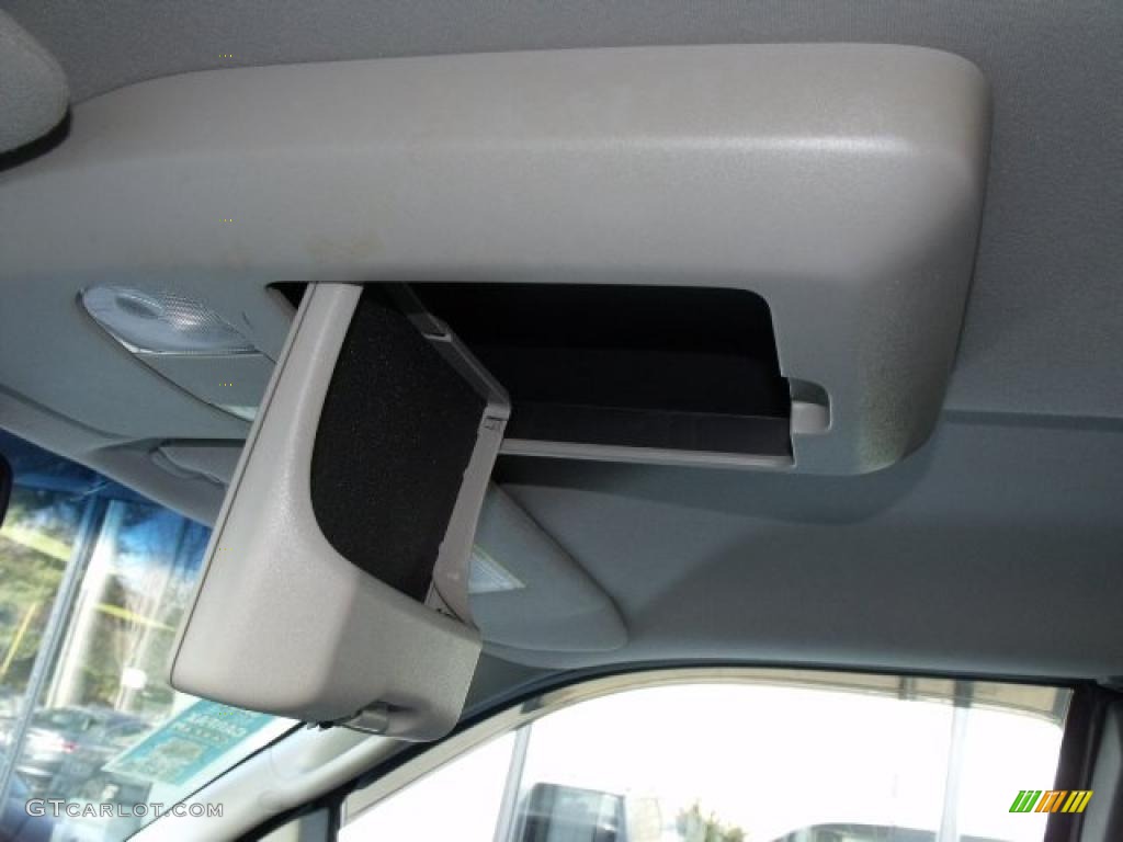 2006 F150 XLT SuperCab 4x4 - Medium Wedgewood Blue Metallic / Medium/Dark Flint photo #37