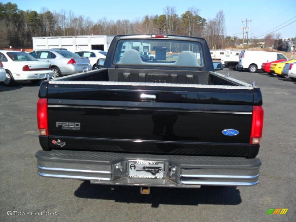 1997 F250 Regular Cab - Black / Medium Graphite photo #3