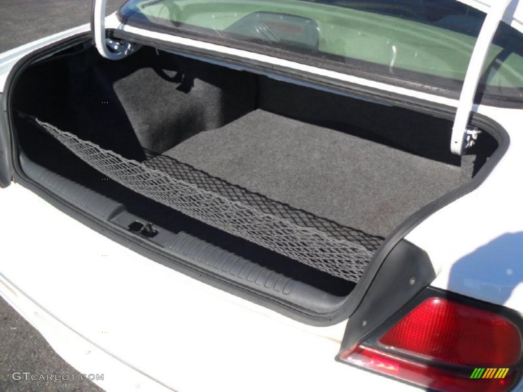 1996 Oldsmobile Eighty-Eight LS Trunk Photo #45300625