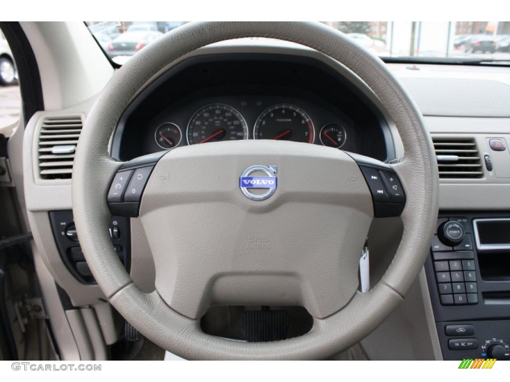 2005 Volvo XC90 2.5T AWD Taupe/Light Taupe Steering Wheel Photo #45304185