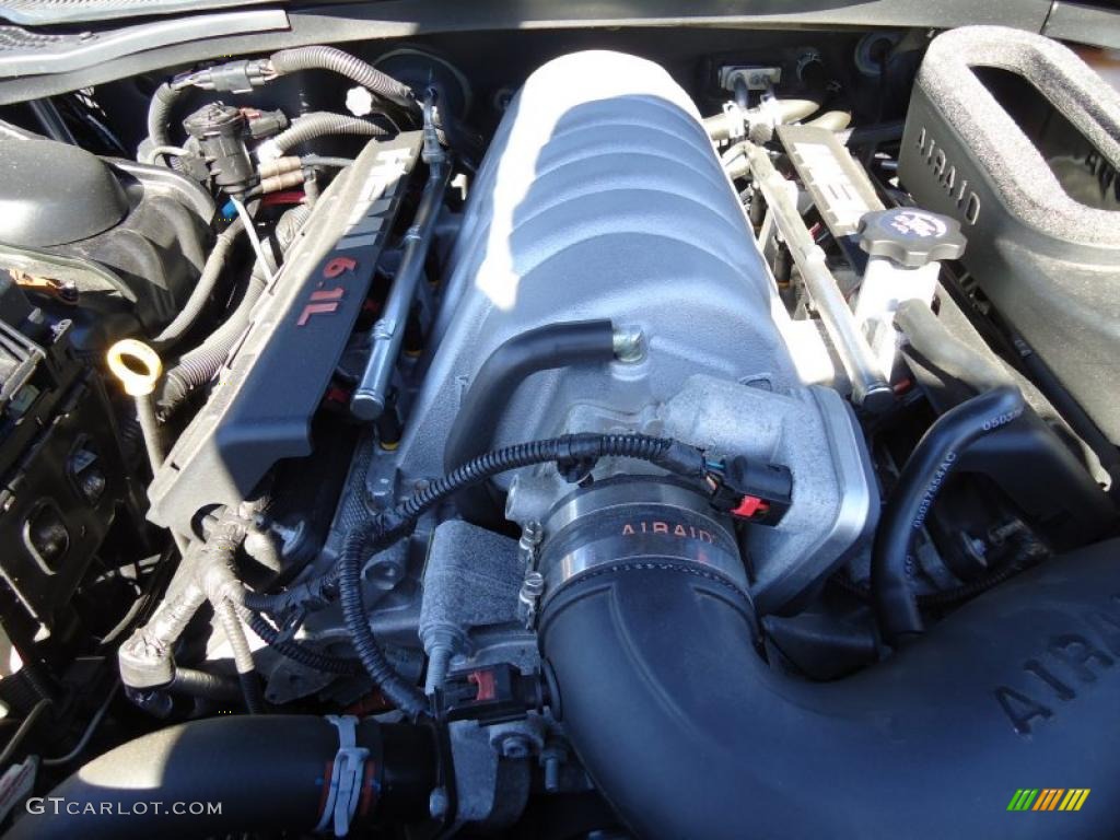 2006 Dodge Charger SRT-8 6.1 Liter SRT HEMI OHV 16-Valve V8 Engine Photo #45306681