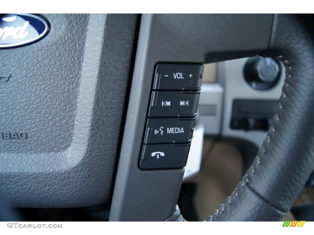 2011 Ford F150 Lariat SuperCrew 4x4 Controls Photo #45306805
