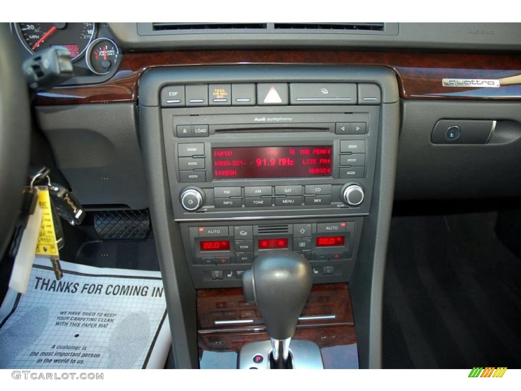 2008 A4 2.0T quattro S-Line Sedan - Light Silver Metallic / Black photo #9