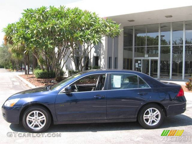 2006 Accord SE Sedan - Royal Blue Pearl / Gray photo #20