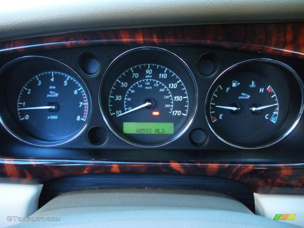 2004 Jaguar XJ XJ8 Gauges Photo #45312471