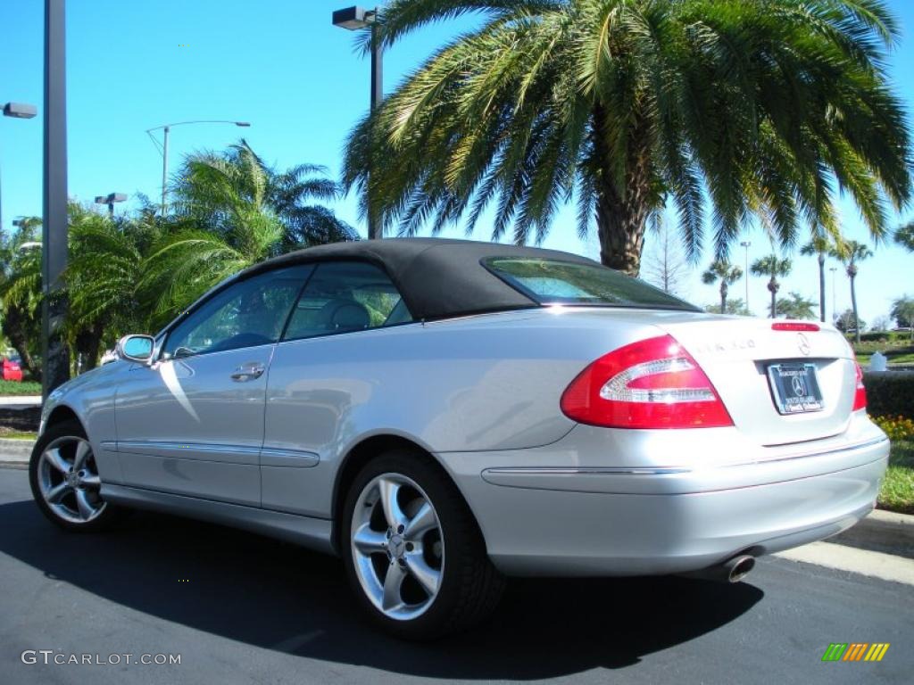 Brilliant Silver Metallic 2005 Mercedes-Benz CLK 320 Cabriolet Exterior Photo #45313127