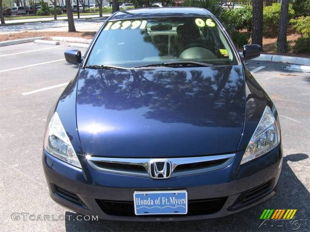 2006 Accord SE Sedan - Royal Blue Pearl / Gray photo #22