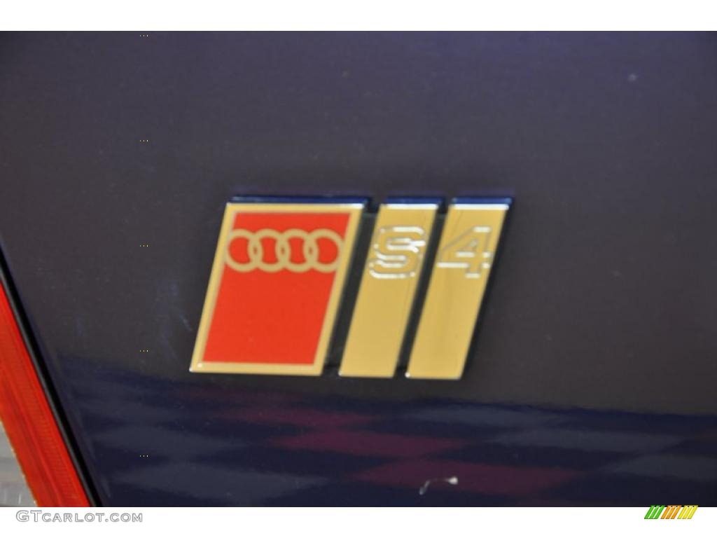 2000 Audi S4 2.7T quattro Sedan Marks and Logos Photos