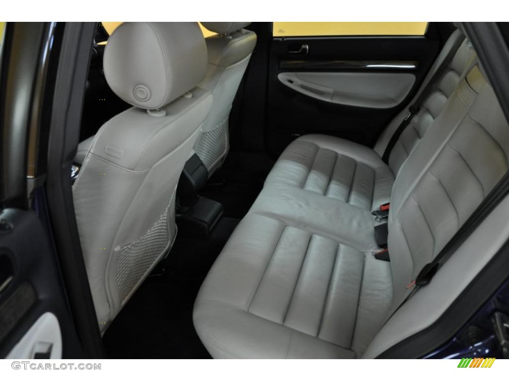 Silver Interior 2000 Audi S4 2.7T quattro Sedan Photo #45318513