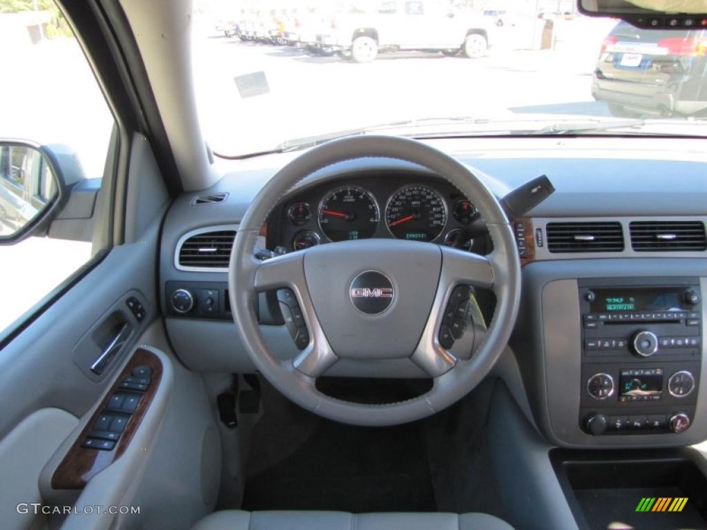 2008 GMC Yukon XL SLT Light Titanium Dashboard Photo #45319105