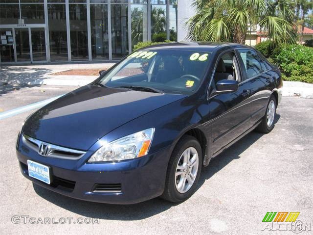 2006 Accord SE Sedan - Royal Blue Pearl / Gray photo #34