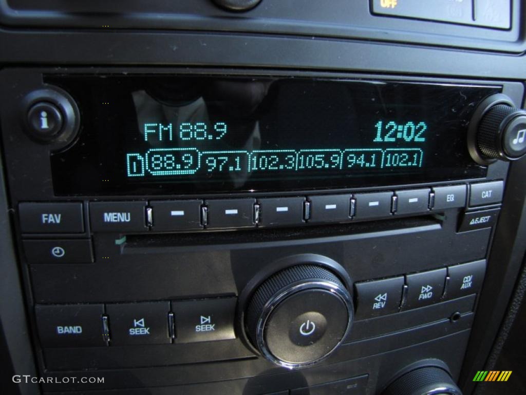 2010 HHR LT - Victory Red / Ebony photo #22