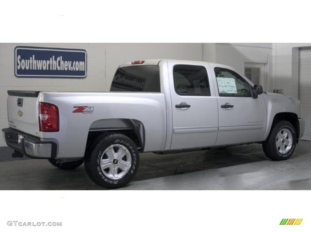 Sheer Silver Metallic Chevrolet Silverado 1500