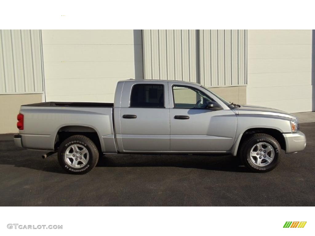 Bright Silver Metallic 2007 Dodge Dakota SLT Quad Cab Exterior Photo #45325910
