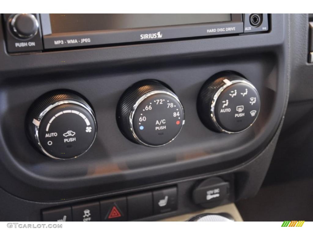 2011 Jeep Compass 2.4 Limited Controls Photo #45326339