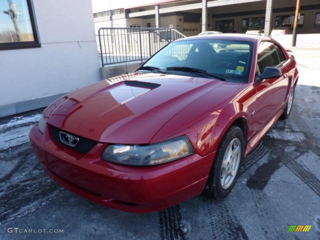 2002 Mustang V6 Coupe - Laser Red Metallic / Dark Charcoal photo #11