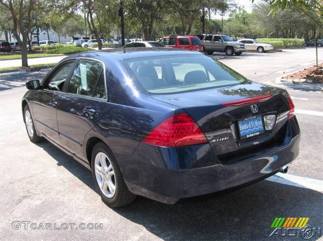 2006 Accord SE Sedan - Royal Blue Pearl / Gray photo #51