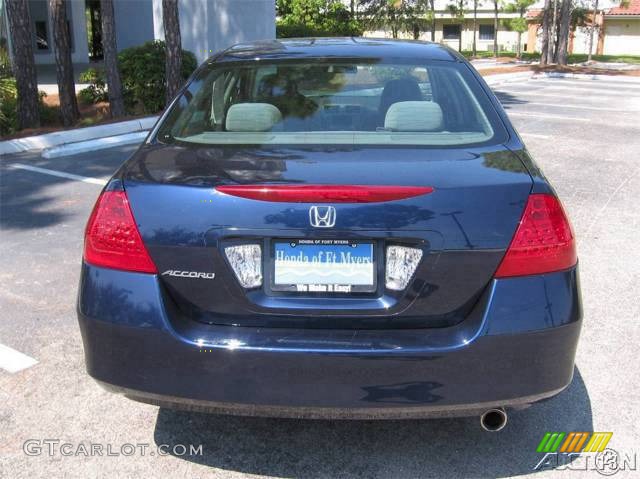 2006 Accord SE Sedan - Royal Blue Pearl / Gray photo #53