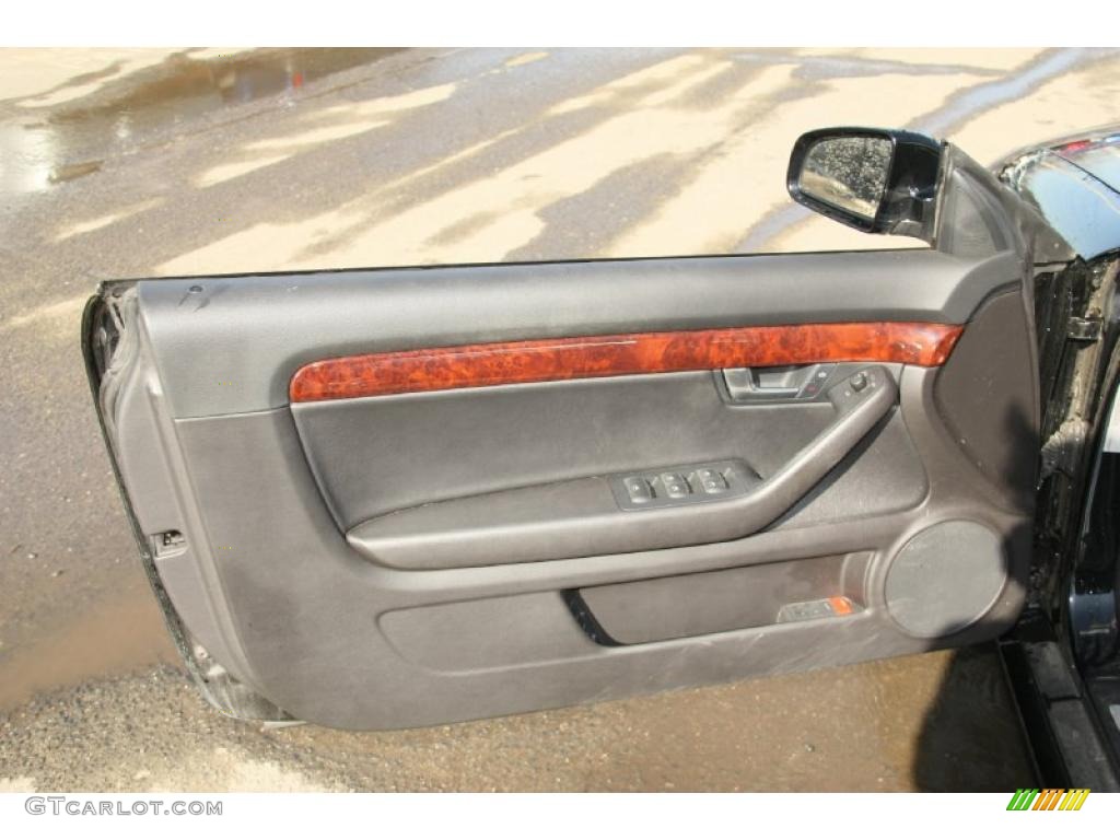 2005 Audi A4 3.0 quattro Cabriolet Ebony Door Panel Photo #45335776