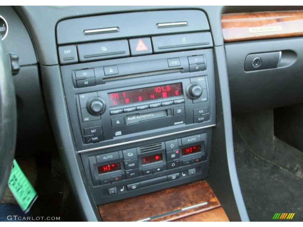 2005 Audi A4 3.0 quattro Cabriolet Controls Photo #45335804