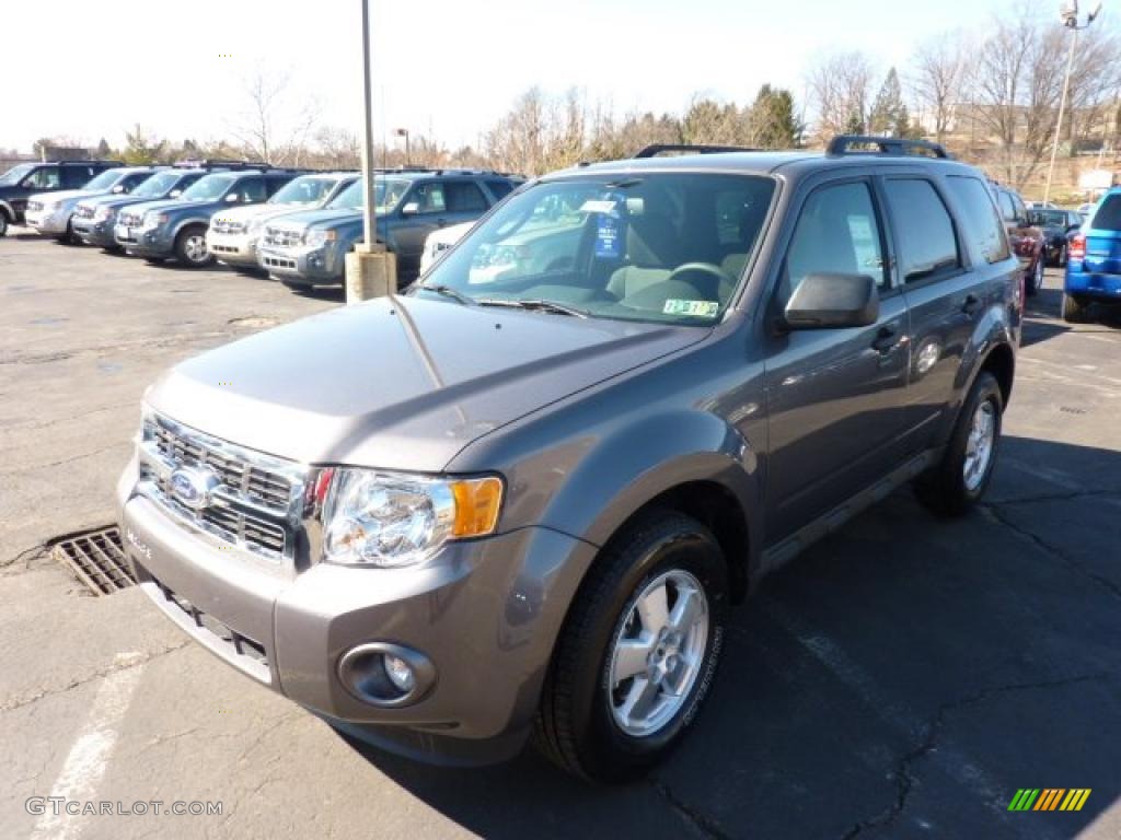 2011 Escape XLT V6 4WD - Sterling Grey Metallic / Charcoal Black photo #5