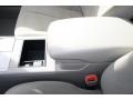 Super White - Camry LE Photo No. 22