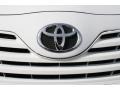 Super White - Camry LE Photo No. 29