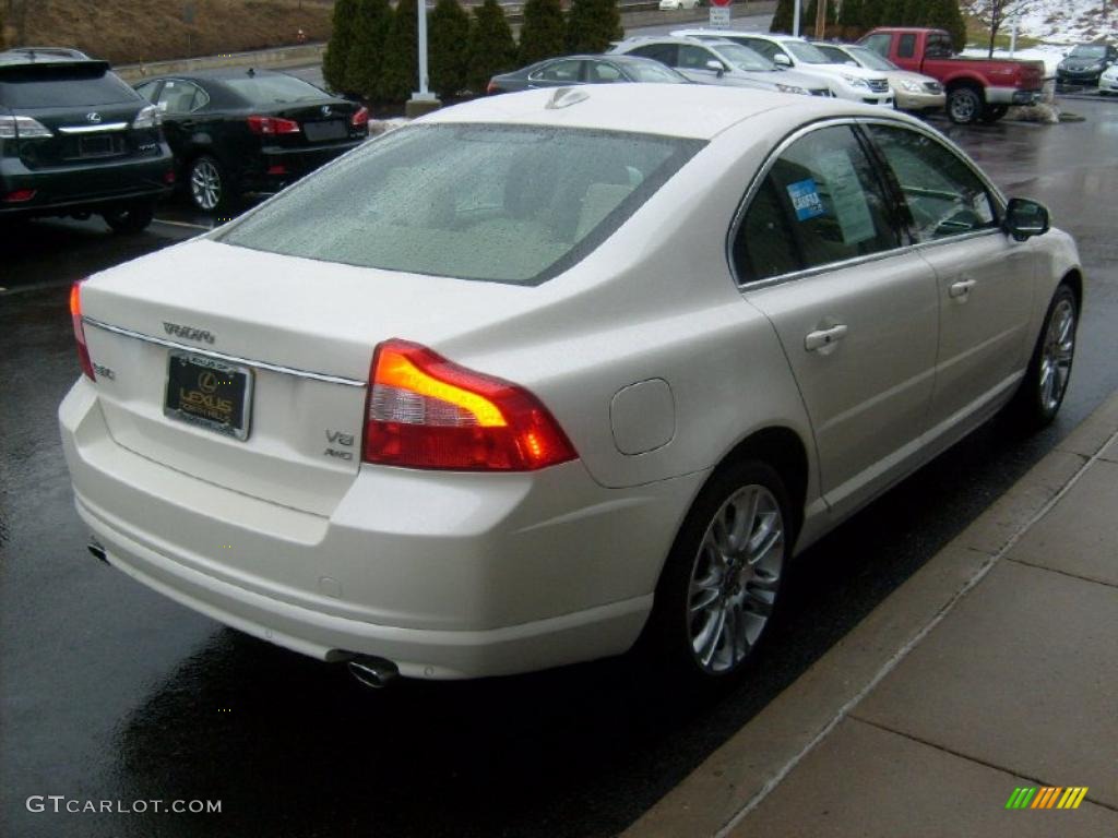 2007 S80 V8 AWD - White Pearl / Sandstone Beige photo #5