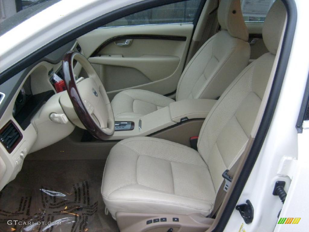 2007 S80 V8 AWD - White Pearl / Sandstone Beige photo #9