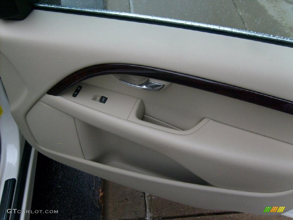 2007 S80 V8 AWD - White Pearl / Sandstone Beige photo #18