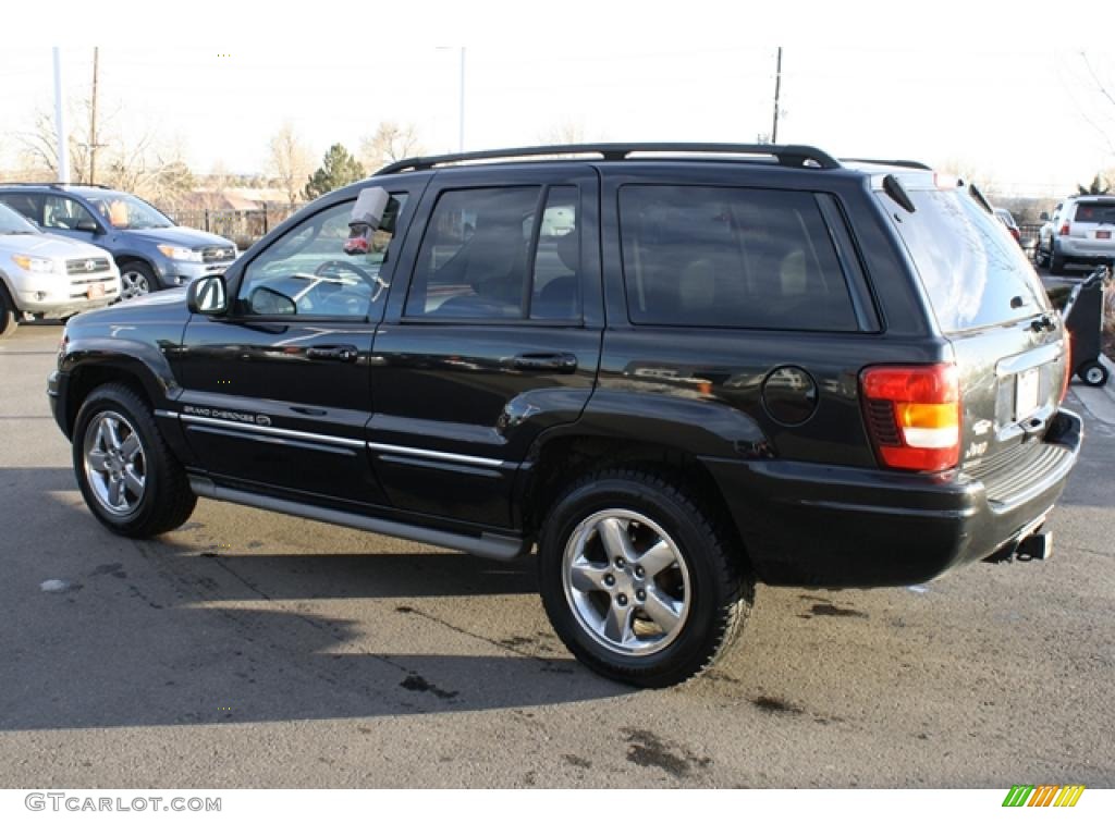 2004 Grand Cherokee Overland 4x4 - Brillant Black Crystal Pearl / Dark Slate Gray photo #4