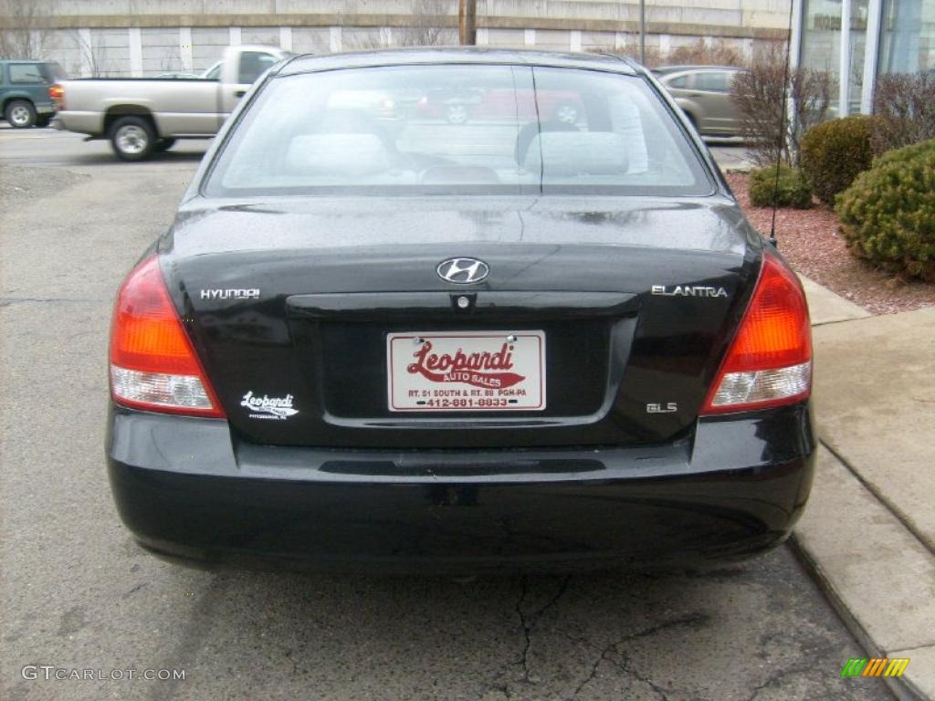 2002 Elantra GLS Sedan - Black Obsidian / Gray photo #4