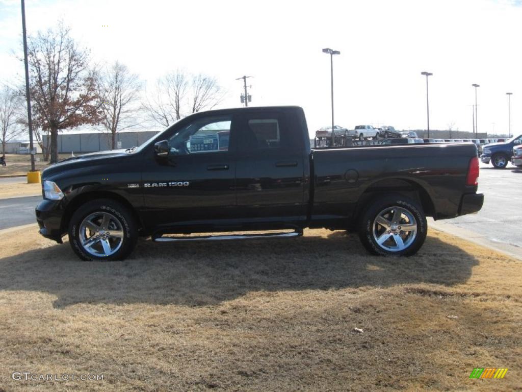 2011 Ram 1500 Sport Quad Cab 4x4 - Brilliant Black Crystal Pearl / Dark Slate Gray photo #8